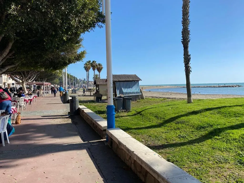 Apt 5 - Apartamento En La Playa De El Palo Malaga Spain