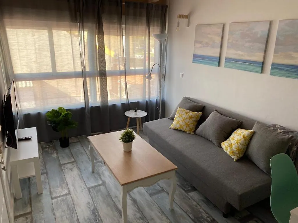 Apartment Apt 5 - Apartamento En La Playa De El Palo Malaga Spain